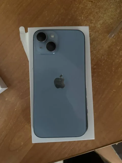 iPhone 14 128GB с eSIM, 94% аккумулятора - VR-гарнитуры в Томск