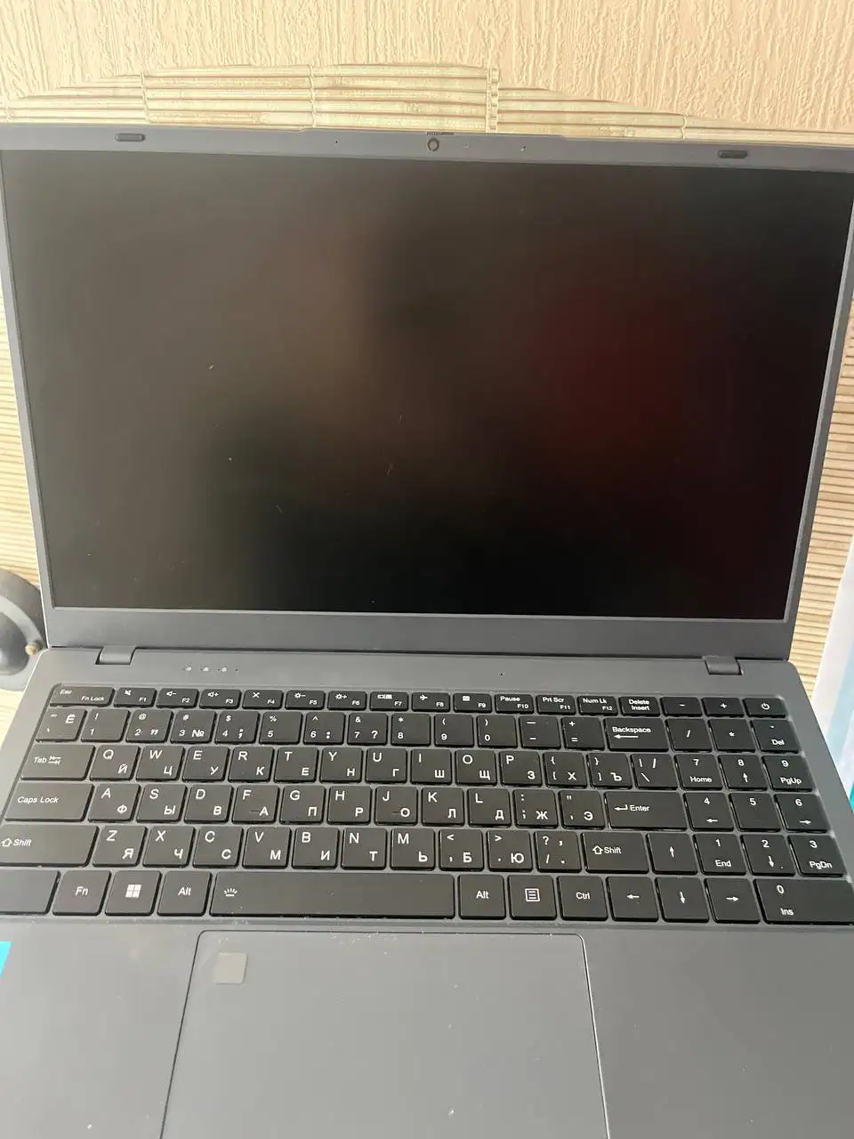 Компьютерная техника: коробка и документы без зарядного устройства - Компьютерная техника (Электроника) в Томск