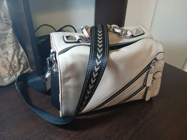 Женская сумка из натуральной кожи - Картины в Томск