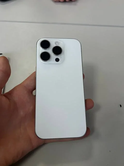 Продам iPhone 16 Pro 128 ГБ - Компьютеры и комплектующие в Томск