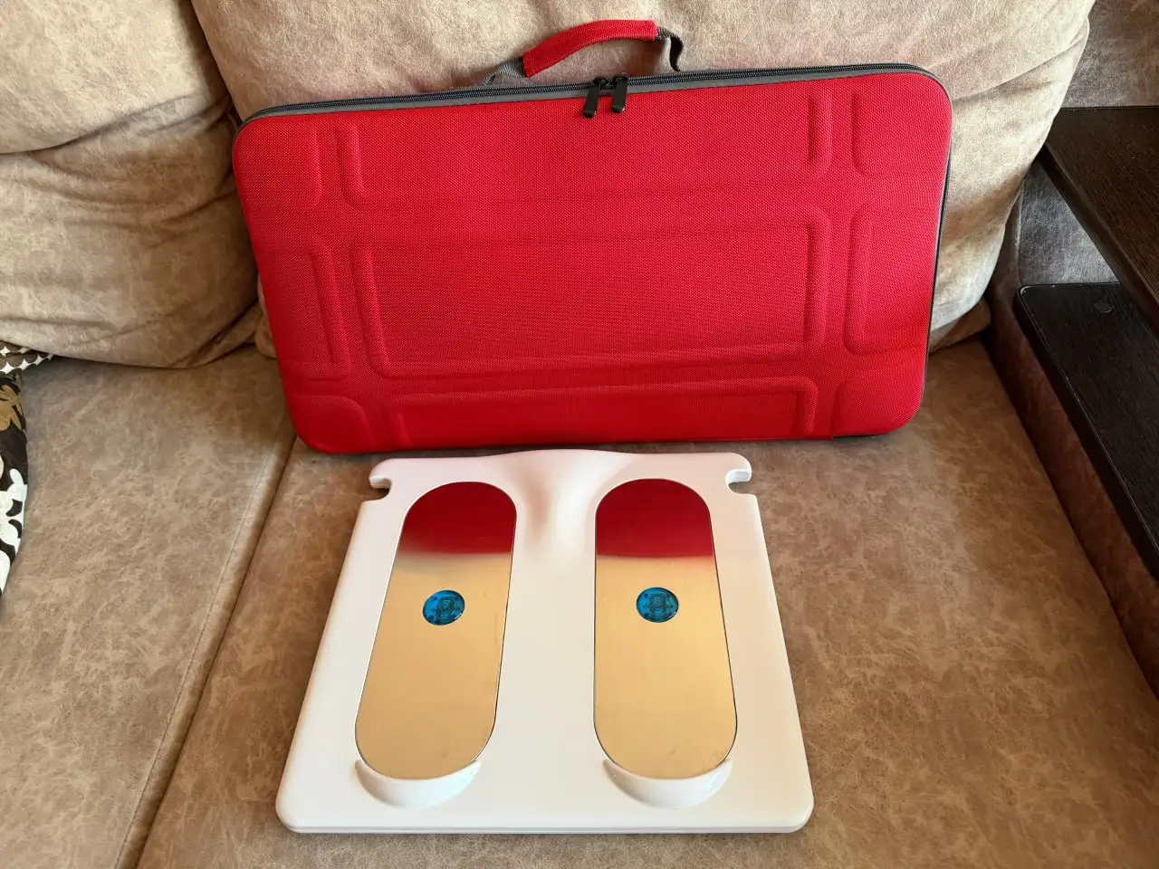 Низкочастотное терапевтическое устройство Dana 8 - Электроника (Барахолка) в Томск