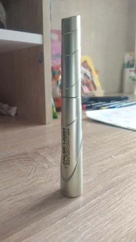 Тушь неразу не пользовались - Барахолка в Томск