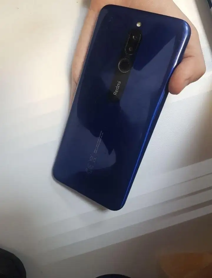 Продам телефон Redmi 8 на 64 гб - Телефоны (Электроника) в Томск