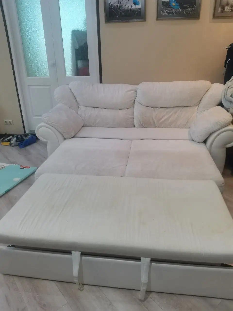 Диван с кожаными боковинами и съемными чехлами - Барахолка в Томск