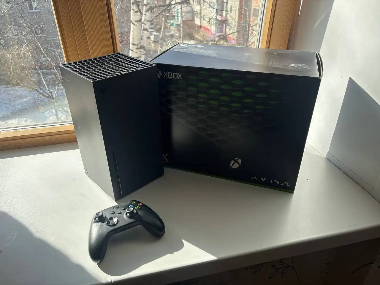 Продажа или обмен Xbox Series X черного цвета - Игровые приставки (Электроника) в Томск