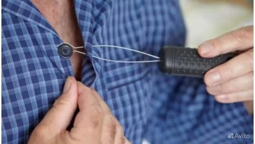 Устройство для застегивания пуговиц для инвалидов - Медицинские товары (Барахолка) в Томск