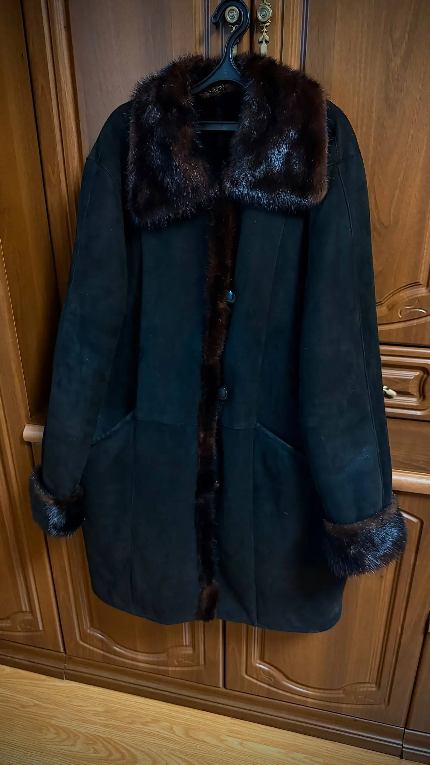 Натуральная дубленка размер 52-54 - Верхняя одежда (Одежда) в Томск