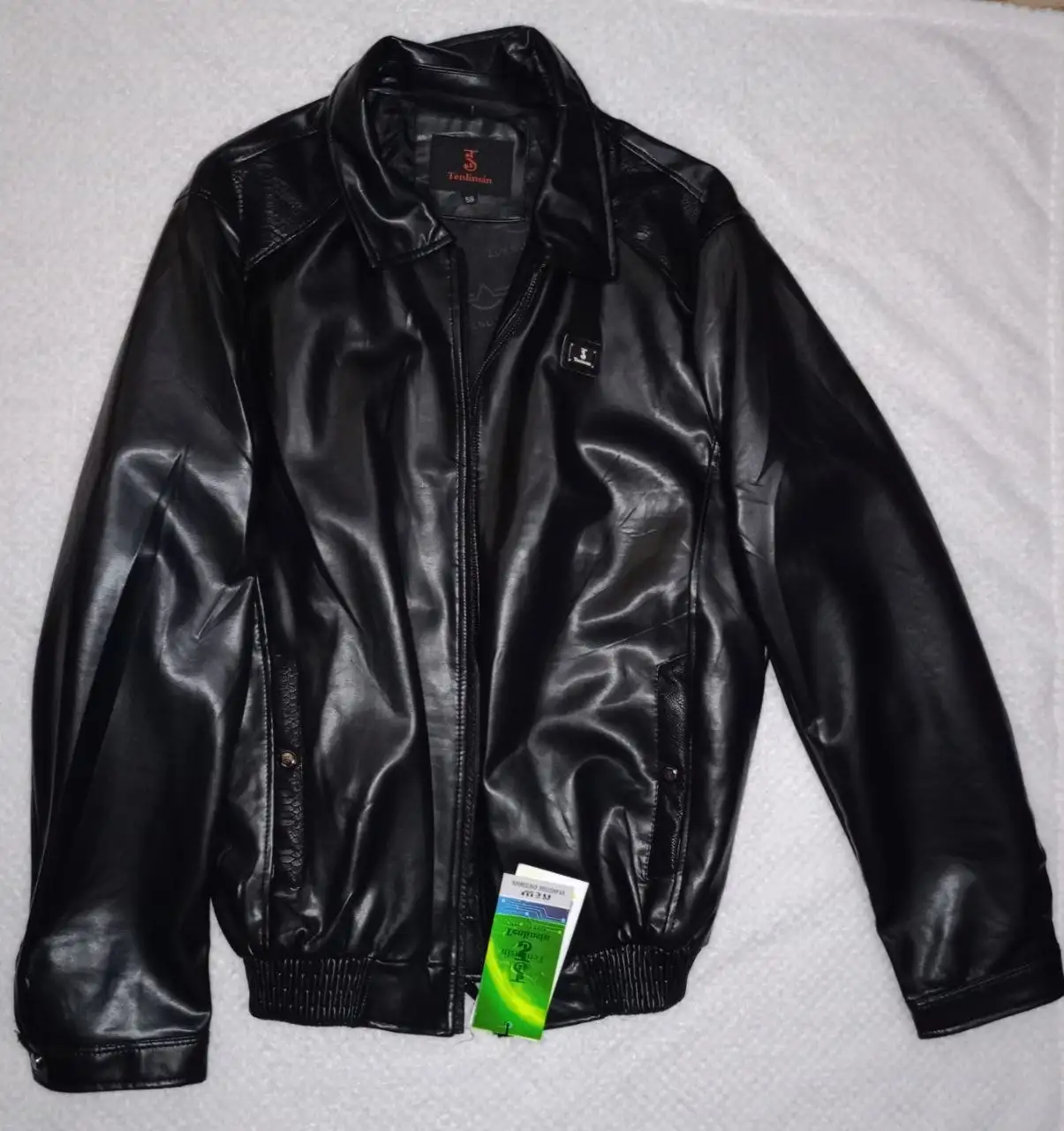 Мужская куртка кожзам размер 56 - Верхняя одежда (Одежда) в Томск