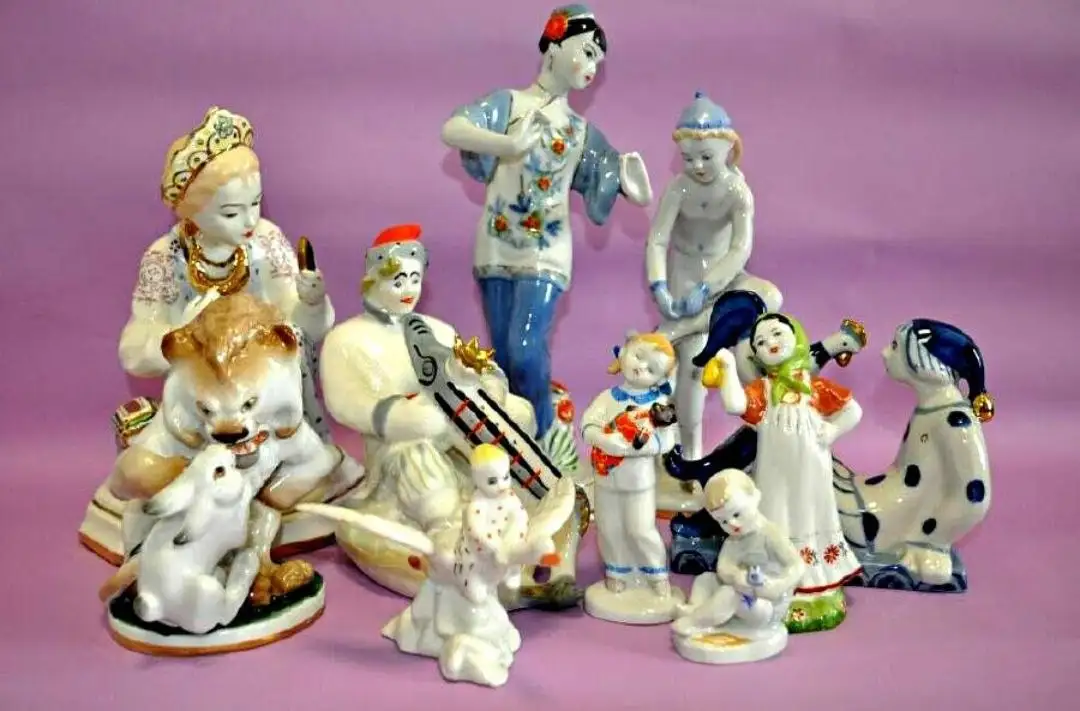 Куплю наручные часы СССР, советские ёлочные игрушки, фарфоровые статуэтки - Коллекционирование (Хобби и отдых) в Томск