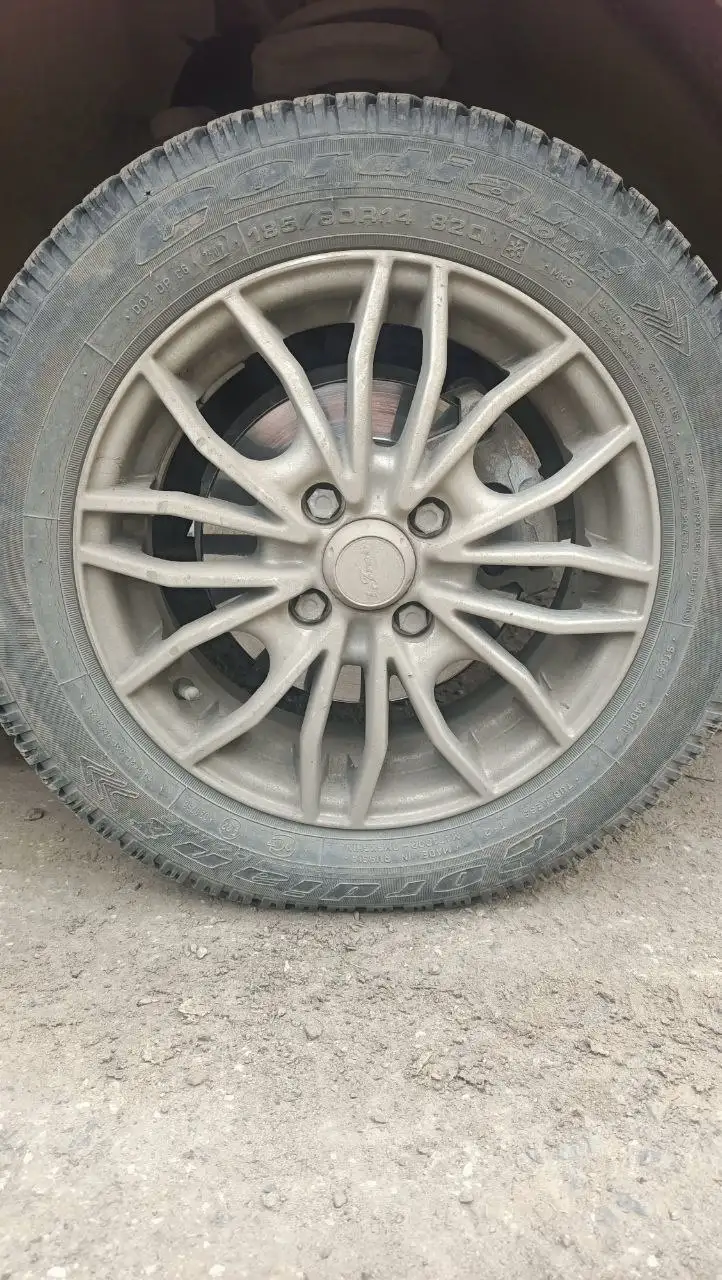 Продам зимние колеса разболтовка 4:98 - Шины и диски (Запчасти) в Томск