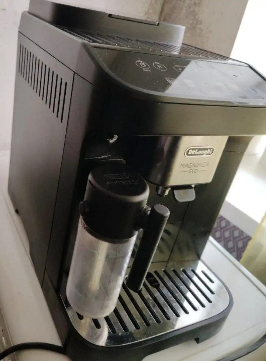 Продажа кофемашины DeLonghi Magnifica Evo ECAM290.81.TB - Кофемашины (Электроника) в Томск