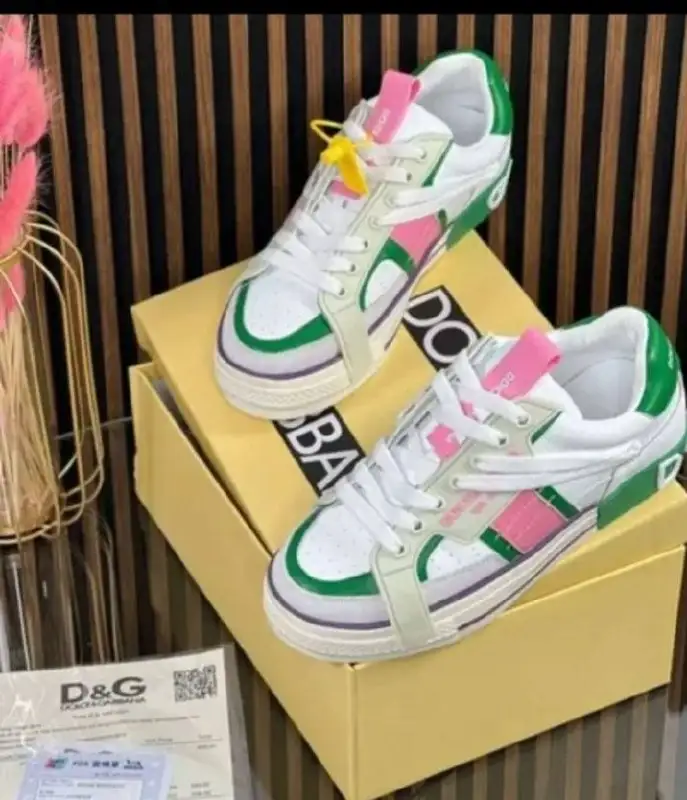 Женские кроссовки 38 размера - Обувь (Одежда) в Томск