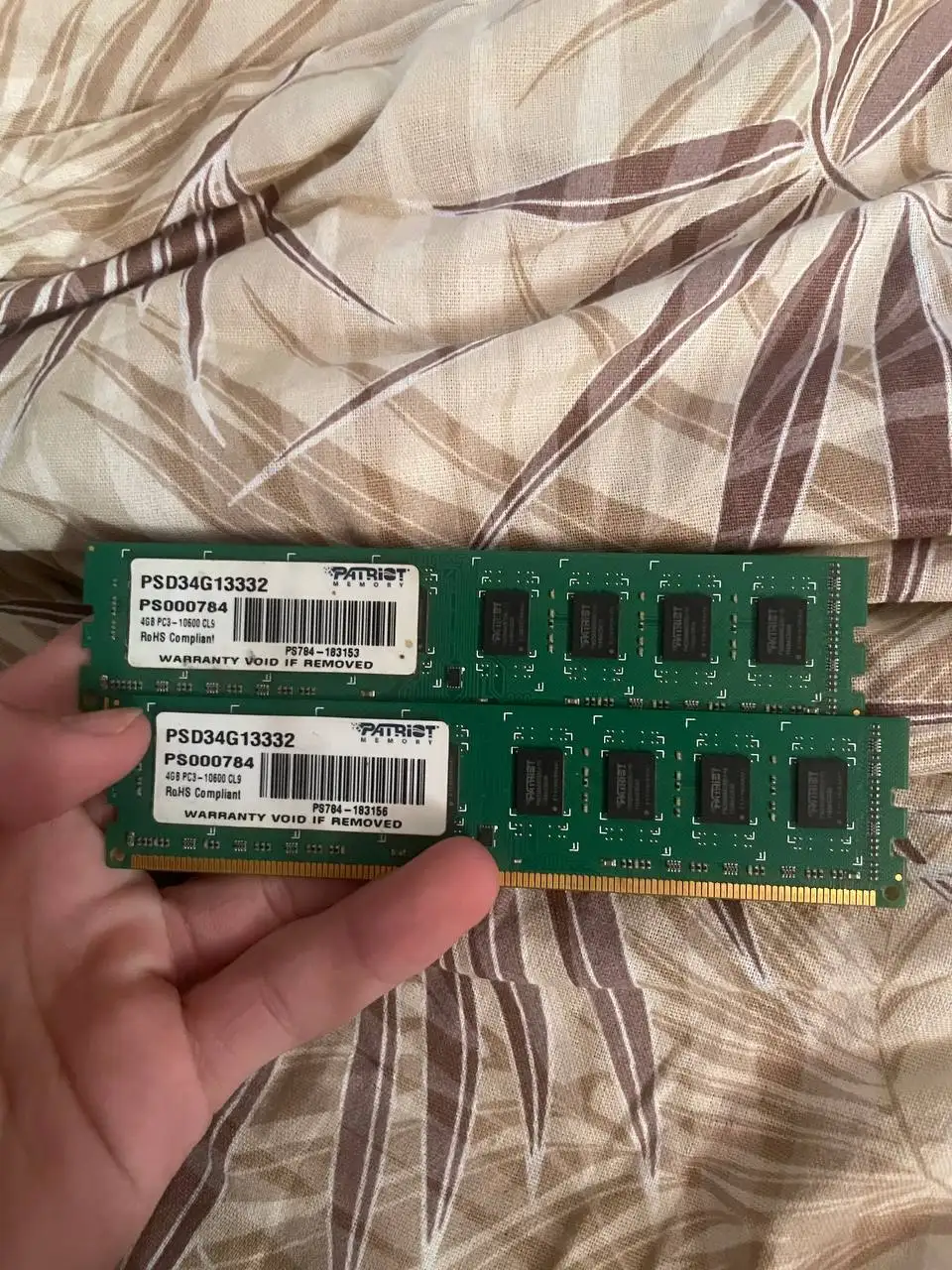 Продам iPhone 12 mini и оперативную память - Смартфоны (Электроника) в Томск