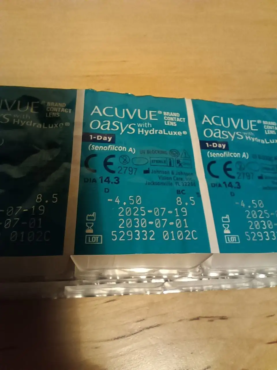Контактные линзы Acuvue Oasys однодневные 30 шт - Контактные линзы (Красота и здоровье) в Томск