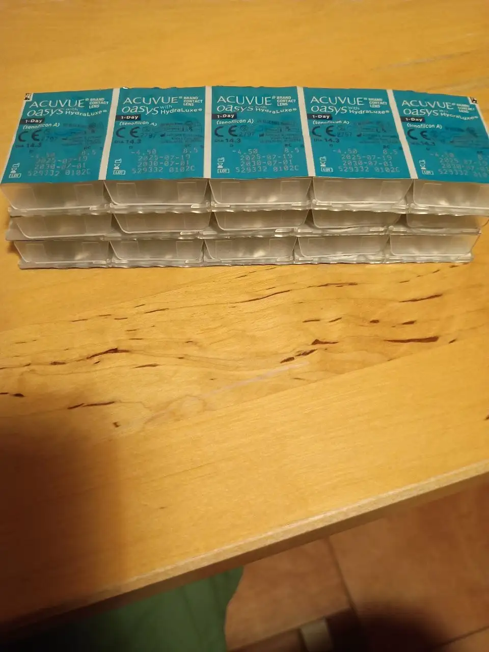 Контактные линзы Acuvue Oasys однодневные 30 шт - Контактные линзы (Красота и здоровье) в Томск