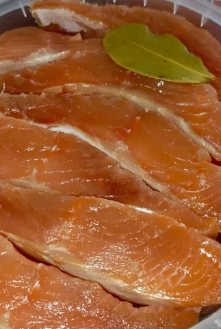 Кета слабосолёная без уксуса - Продукты питания в Томск