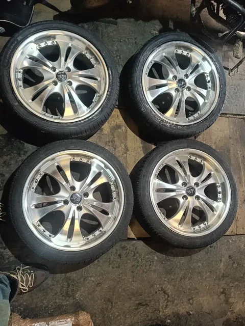 Диски 205/45 R17 4x100 без ремонтов - Топливная система в Томск