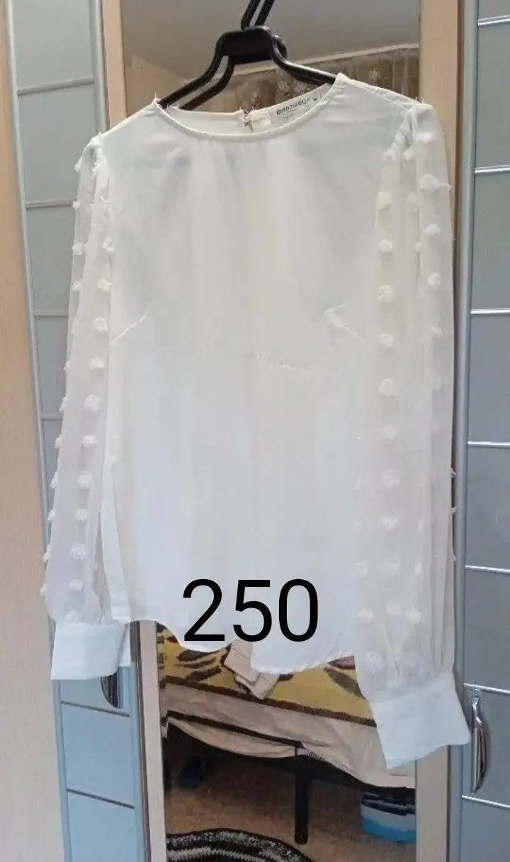 Продажа женской одежды 42-44 размера в Солнечном - Женская одежда (Одежда) в Солнечный