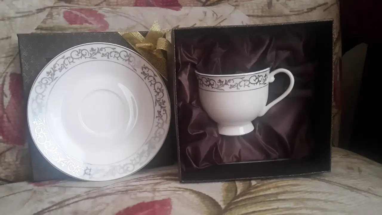 Продам новый набор чайная пара 2 блюдца и 2 чашки фарфор - Посуда (Для дома и дачи) в Томск