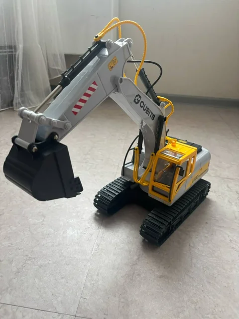 Радиоуправляемый гусеничный экскаватор Cubits Urbamax E500 - Радиоуправляемые модели в Томск