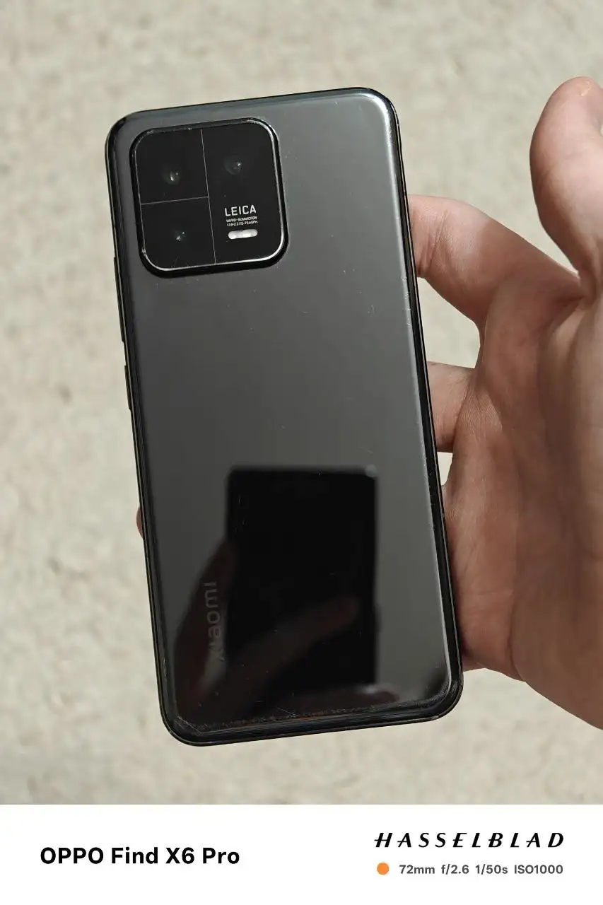 Смартфон с мелкими царапинами - Смартфоны (Электроника) в Томск