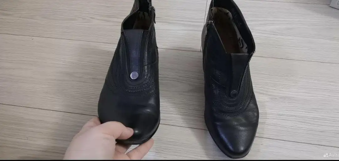 Демисезонные ботинки 39 размер - Обувь (Одежда) в Томск