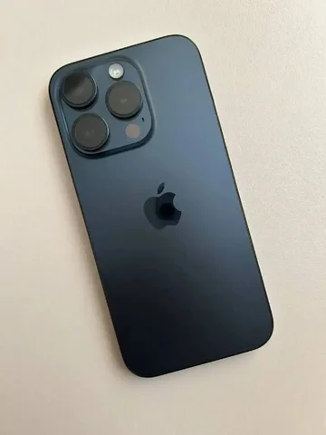 Продам iPhone 15 Pro, 128ГБ, тёмно-синий - Электроника в Каргасок