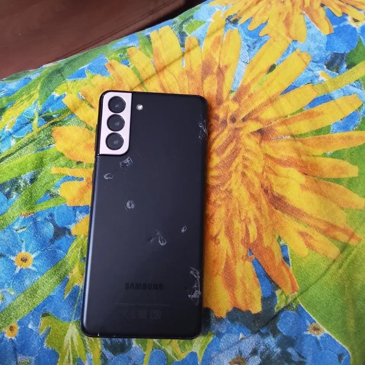 Обменяю Samsung S21+ 5G на iPhone - Мобильные телефоны (Электроника) в Томск