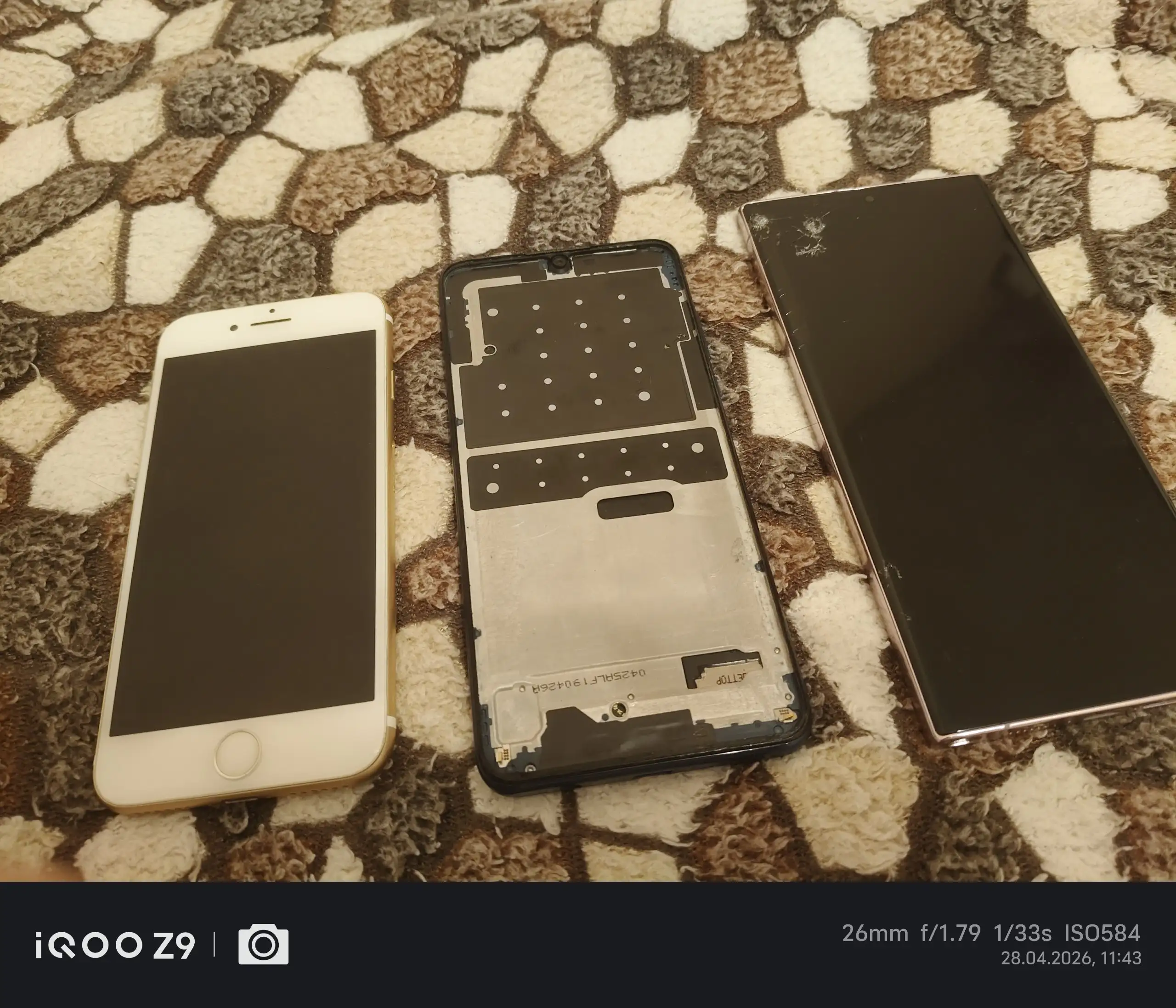 Продажа б/у телефонов: iPhone, Huawei, Samsung - Телефоны и аксессуары (Электроника) в Томск