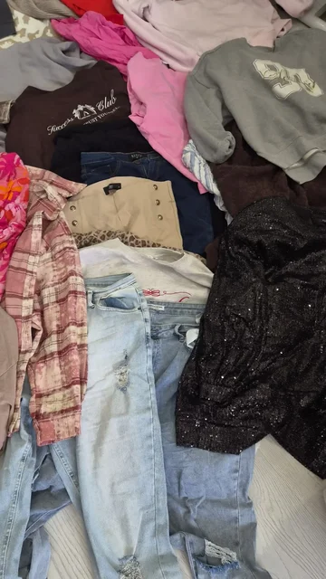 Продам 33 вещи пакетом - Одежда в Томск