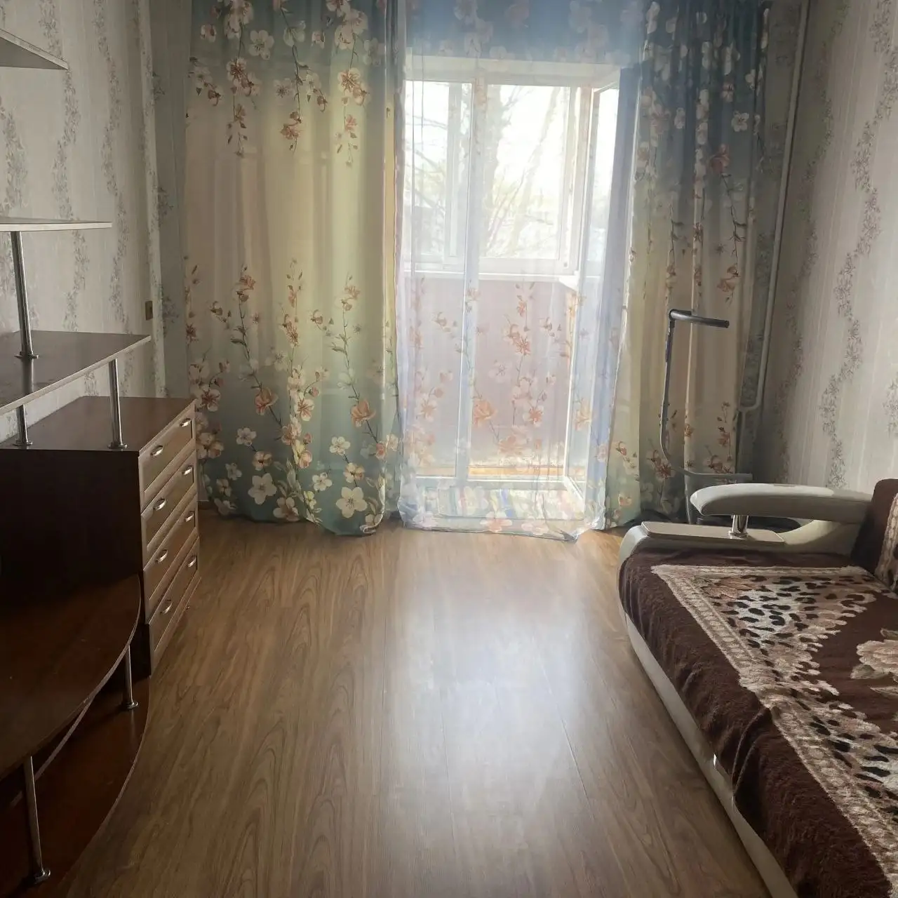 Продажа 3-комнатной квартиры в Ленинском районе - Квартиры (Недвижимость) в Томск