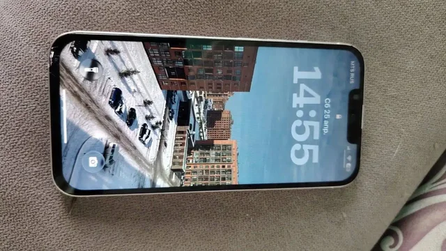 Продам iPhone 13 128 ГБ с дефектом экрана - Телевизоры в Томск