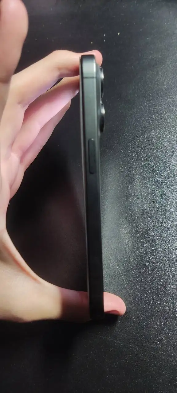 Продам iPhone 15 Pro - Смартфоны и аксессуары (Электроника) в Томск