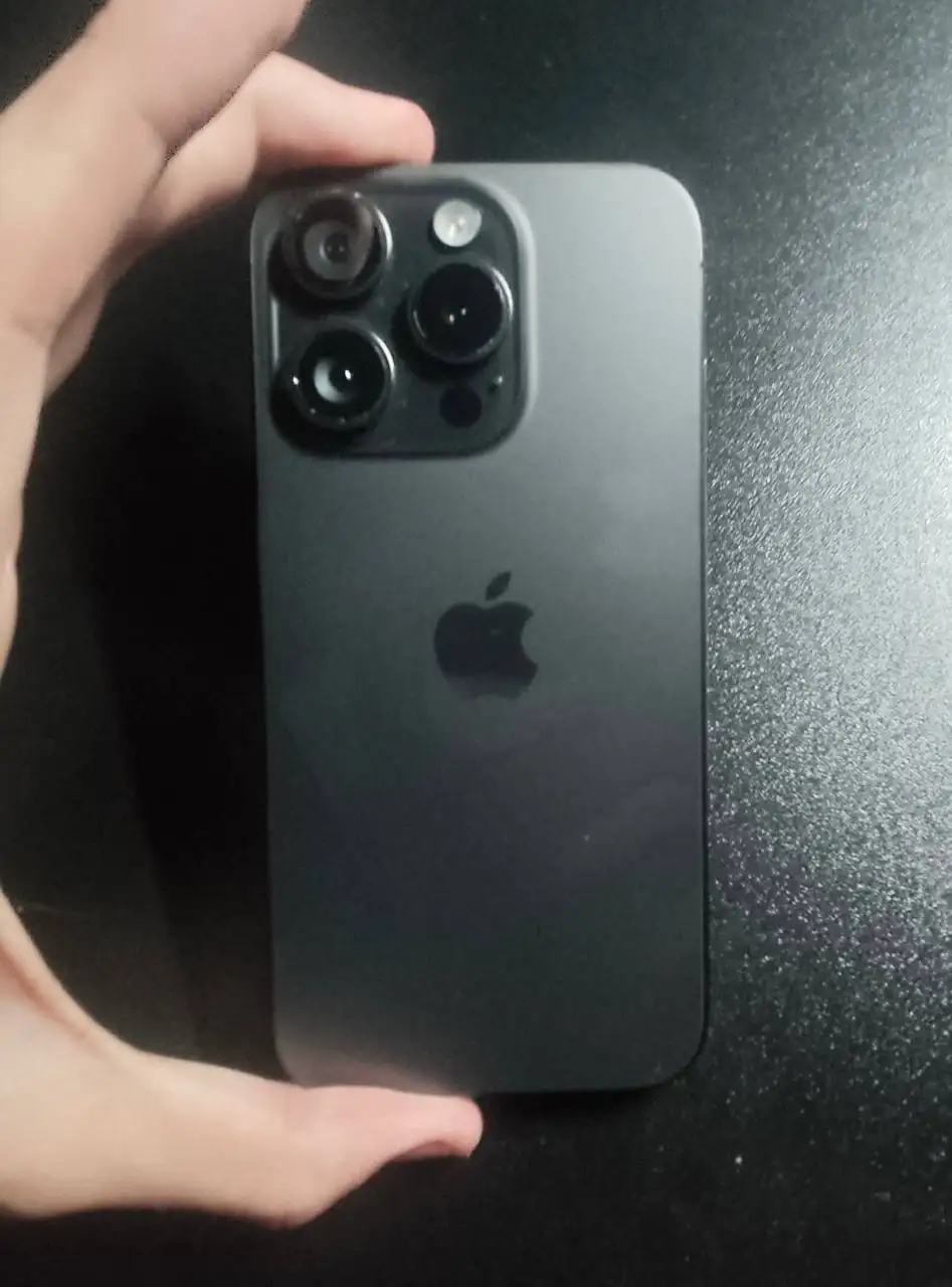Продам iPhone 15 Pro - Смартфоны и аксессуары (Электроника) в Томск