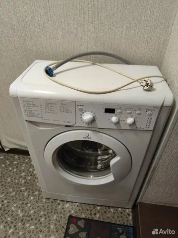 Стиральная машина Indesit IWUD 4105 - частное объявление в Томск