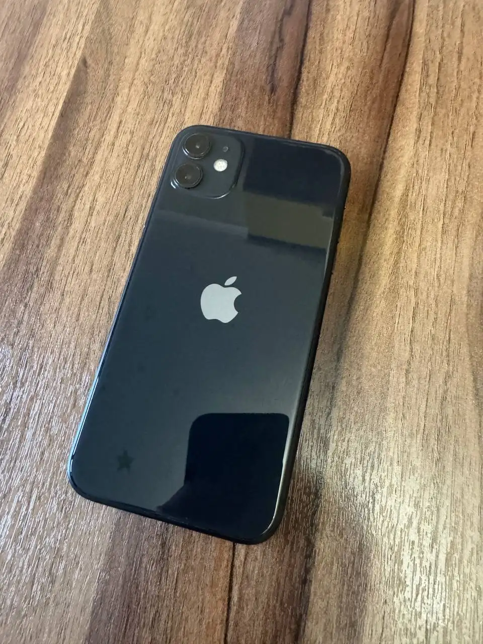 iPhone 11 64GB черный - Смартфоны и гаджеты (Электроника) в Томск