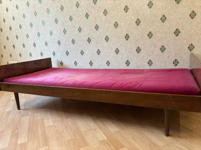 Продам кровать с матрасом - частное объявление в Томск