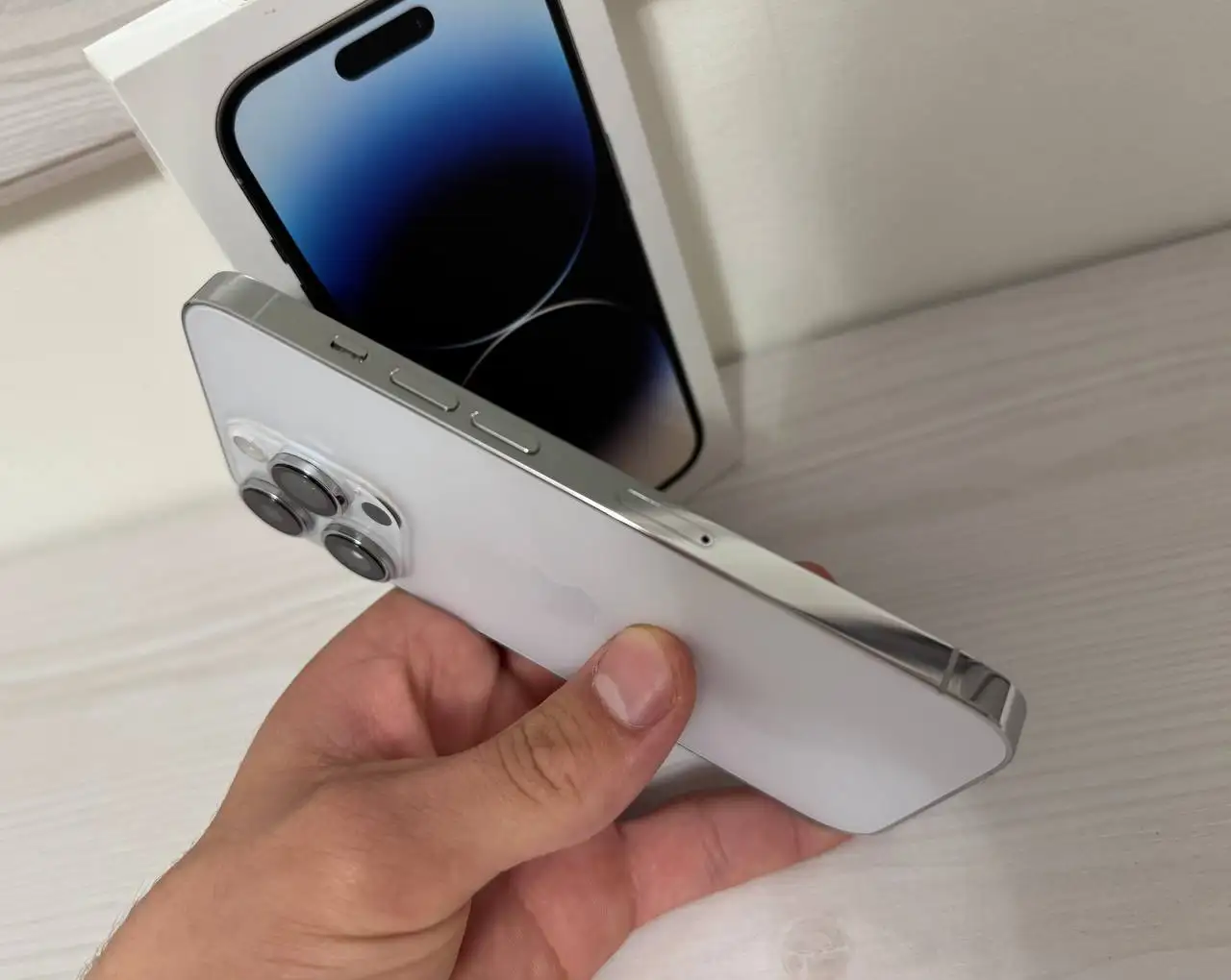Продам iPhone 14 Pro 128 ГБ - Смартфоны и гаджеты (Электроника) в Томск