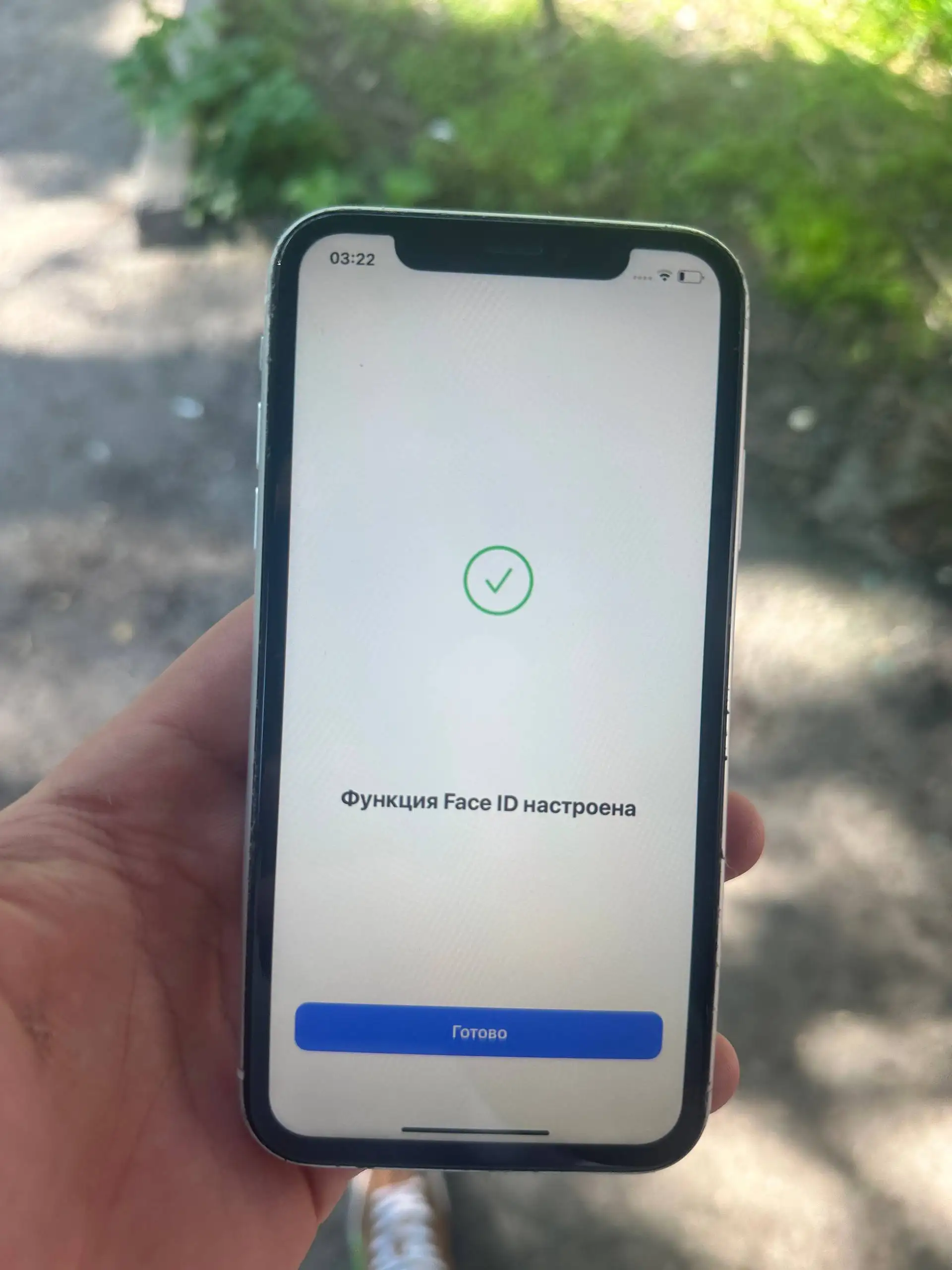 iPhone XR 64GB с замененным дисплеем и аккумулятором - Смартфоны и аксессуары (Электроника) в Томск