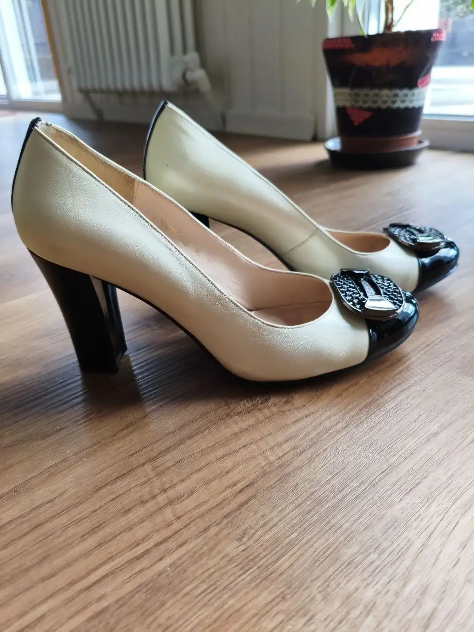 Новые туфли Moda Donna Collection, 38 размер - Обувь (Одежда) в Томск