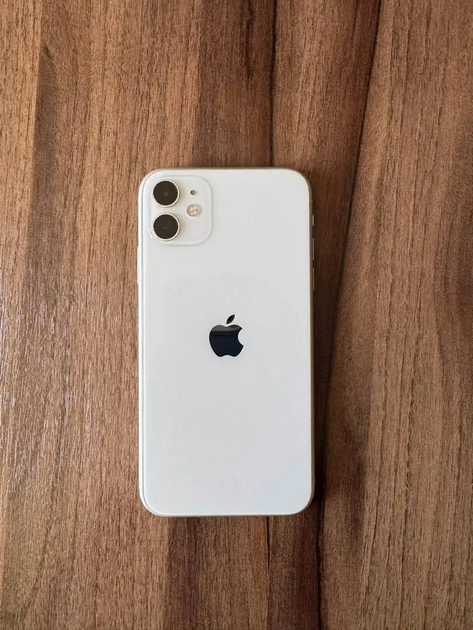 iPhone SE 64GB - Электроника в Томск