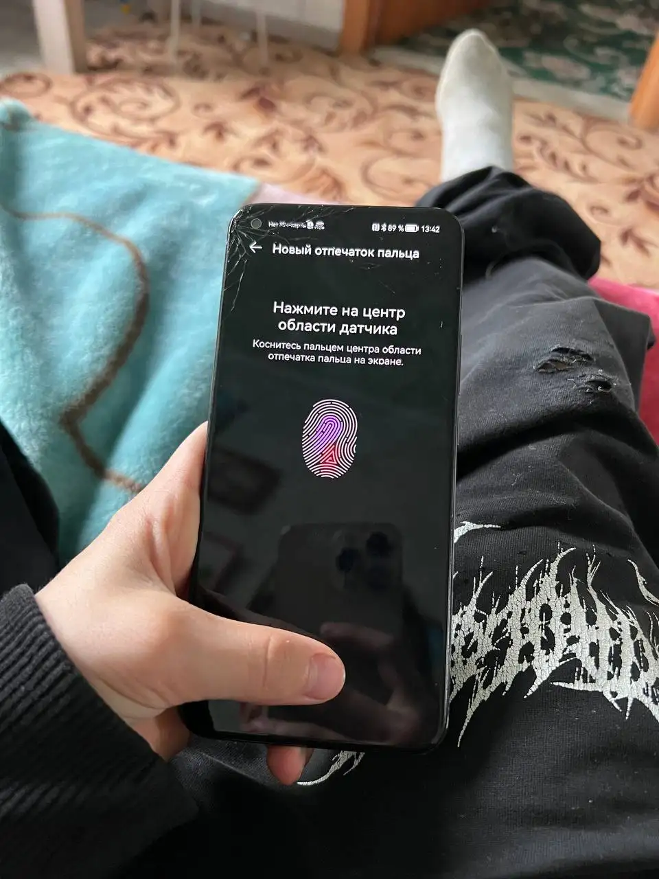 Honor 30 с неработающим отпечатком - Смартфоны () в Томск