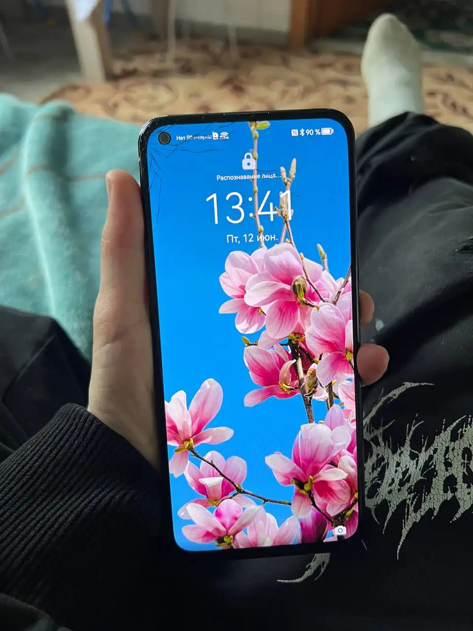 Honor 30 с неработающим отпечатком - Смартфоны () в Томск