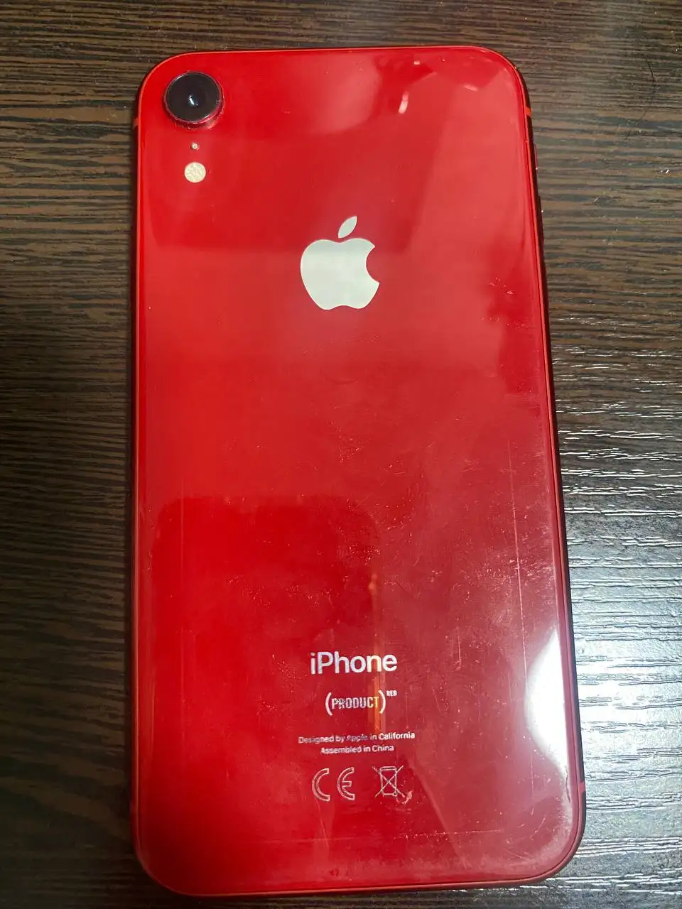 Обменяю iPhone 8+ и XR - Смартфоны (Электроника) в Томск