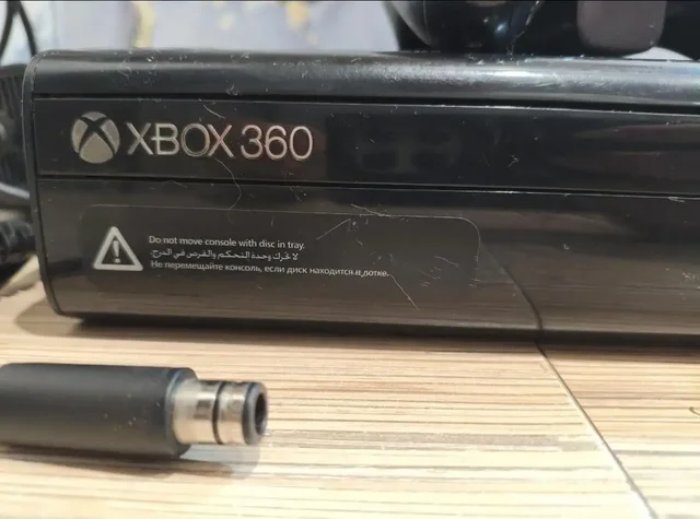 Xbox 360 E 256ГБ (неисправен) - Ноутбуки и смартфоны в Томск