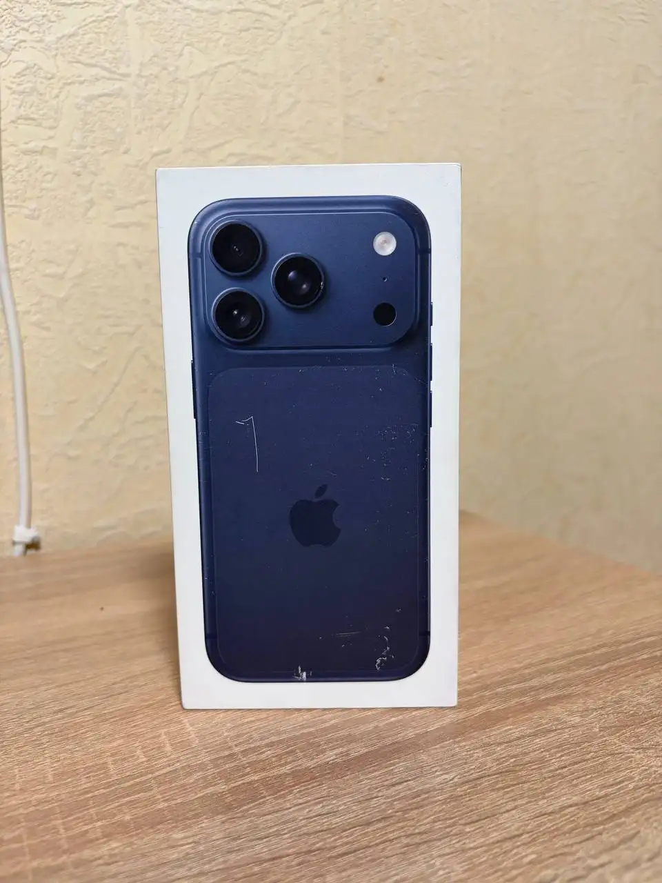 iPhone 17 Pro Deep Blue 256Gb - Смартфоны (Электроника) в Томск