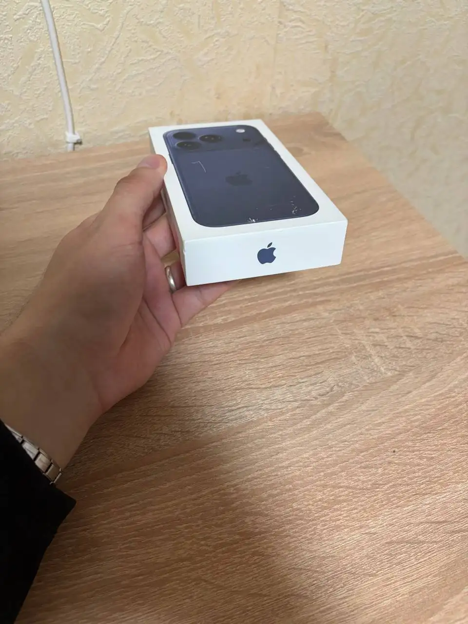 iPhone 17 Pro Deep Blue 256Gb - Смартфоны (Электроника) в Томск