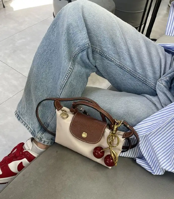 Новые сумки Longchamp, брелок 350 - Сумки (Одежда) в Томск