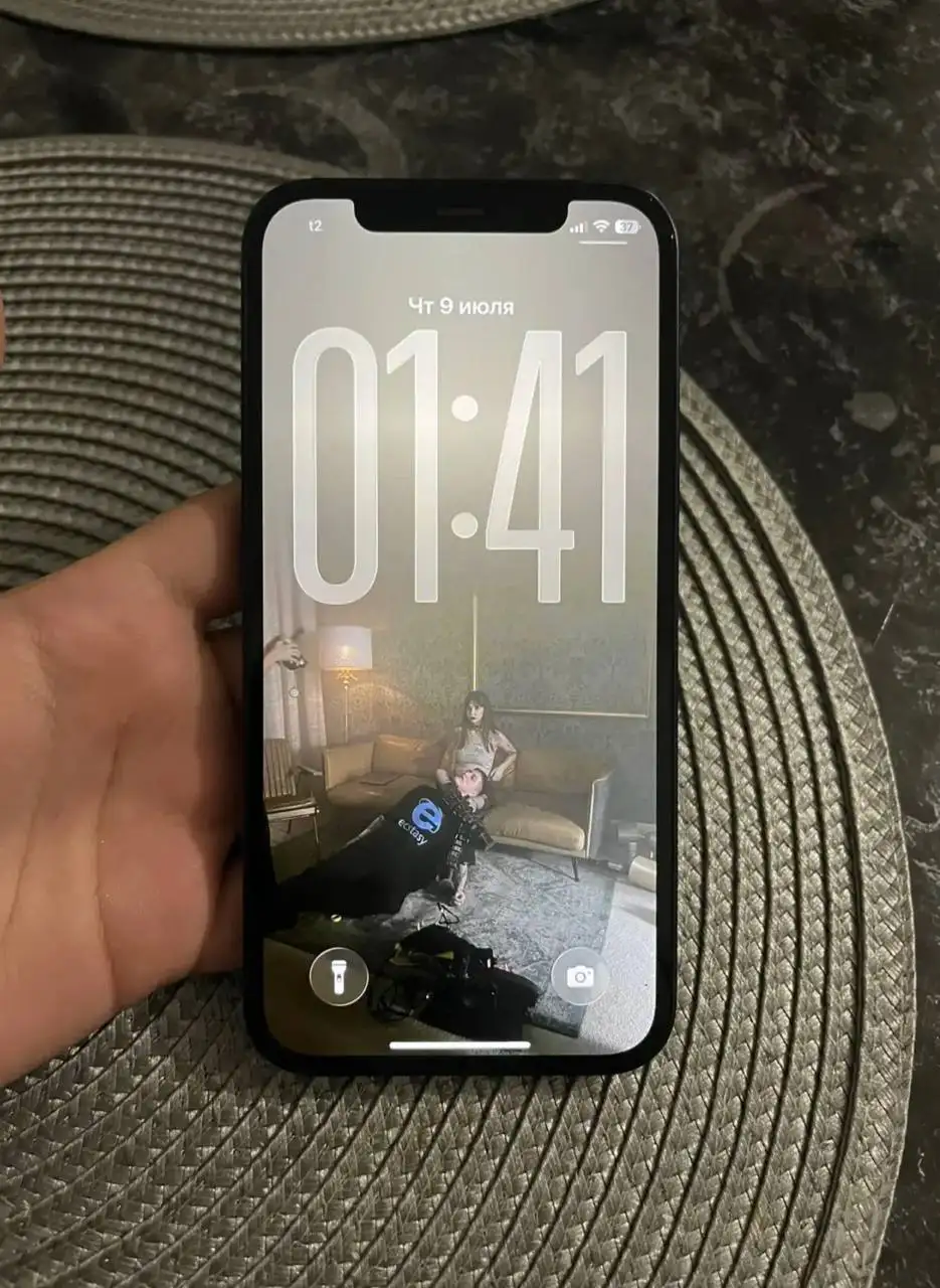 Продам iPhone 12 64GB - Смартфоны и гаджеты (Электроника) в Томск