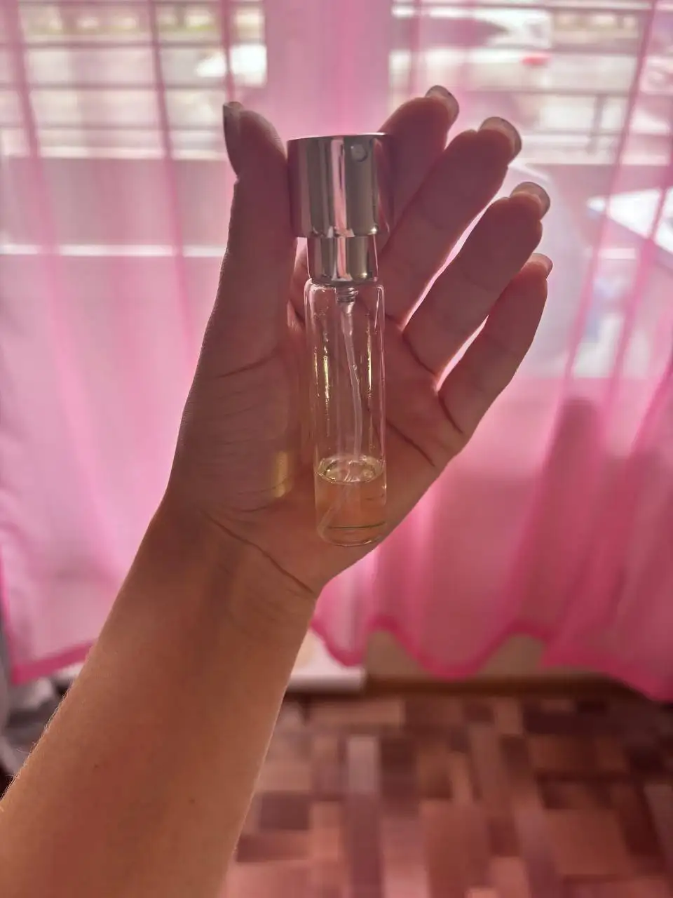 Продам духи в масле от Parfumer Atelier - Парфюмерия и косметика (Барахолка) в Томск